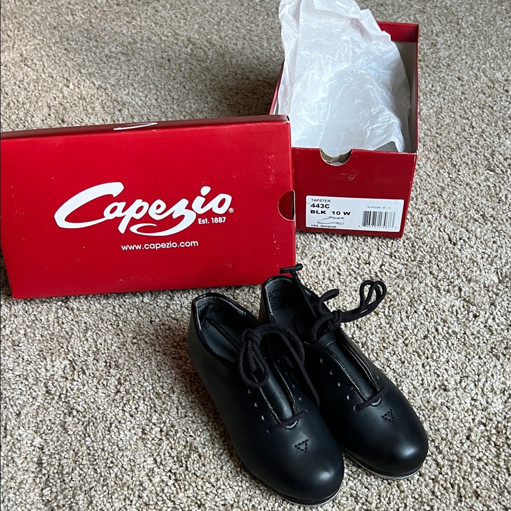 New in Box Capezio Black Dance Tap Shoes Tapster 443C 10 WIDE